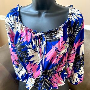 Fashion Nova Top ❌SOLD❌
Size M
Multicolor 
$15 or BEST OFFER
